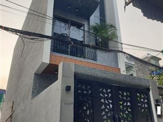 BÁN NHÀ SIÊU ĐẸP 2.99 TỶ 3 TẦNG 60M2 Ô TÔ ĐỖ CỬA NGÕ GIẢI PHÓNG