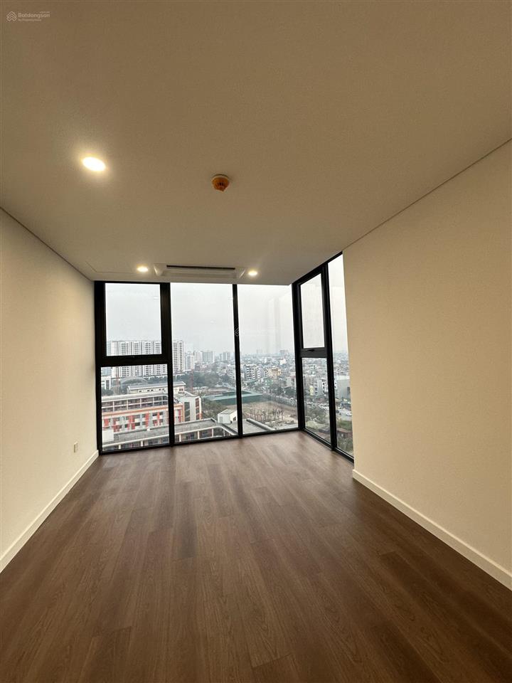 Bán căn duplex 170m2, tầng trung giá chỉ 17x tỉ   em trung 0967 894 ***