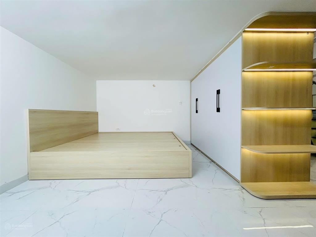 Bán tập thể tầng 1  khu vĩnh phúc  ô tô dừng tránh đỗ  kinh doanh đỉnh.