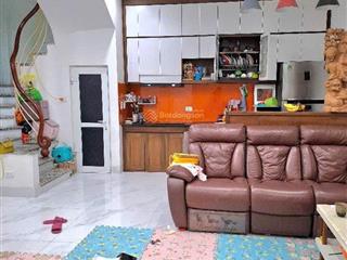 Bán nhà ngay linh đàm dân xây ngay gần trường trung học cơ sở linh đàm. nhà đẹp dân xây chuẩn