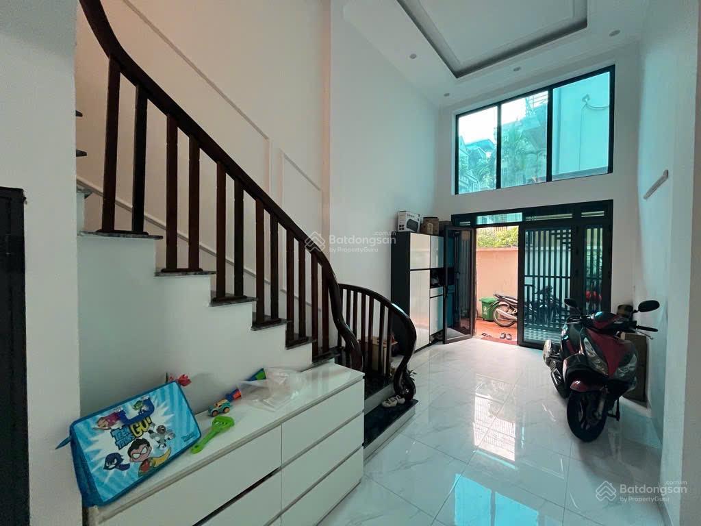 Bán nhà riêng 4pn, 3wc, 38m2 tại thanh liệt, thanh trì, gần phố full nội thất đẹp