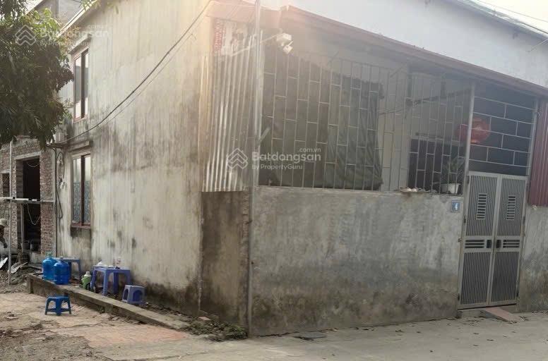 Bán đất tặng nhà c4 diện tích rộng đông dân cư pháp lý đầy đủ đẹp