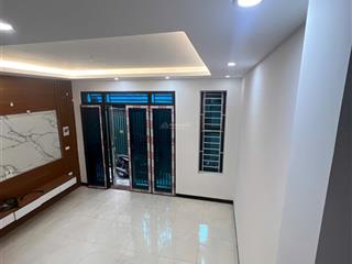 Bán nhà chính chủ ngay chợ quỳnh đô 4,7tỷ / nhà mới 5 tầng ở ngay/ pháp lý chuẩn sổ cực đẹp