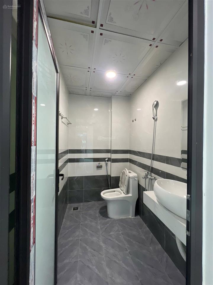 Bán nhà chính chủ ngay chợ quỳnh đô 4,7tỷ / nhà mới 5 tầng ở ngay/ pháp lý chuẩn sổ cực đẹp