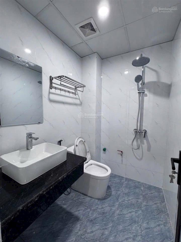 Bán nhà chính chủ ngay chợ quỳnh đô 4,7tỷ / nhà mới 5 tầng ở ngay/ pháp lý chuẩn sổ cực đẹp