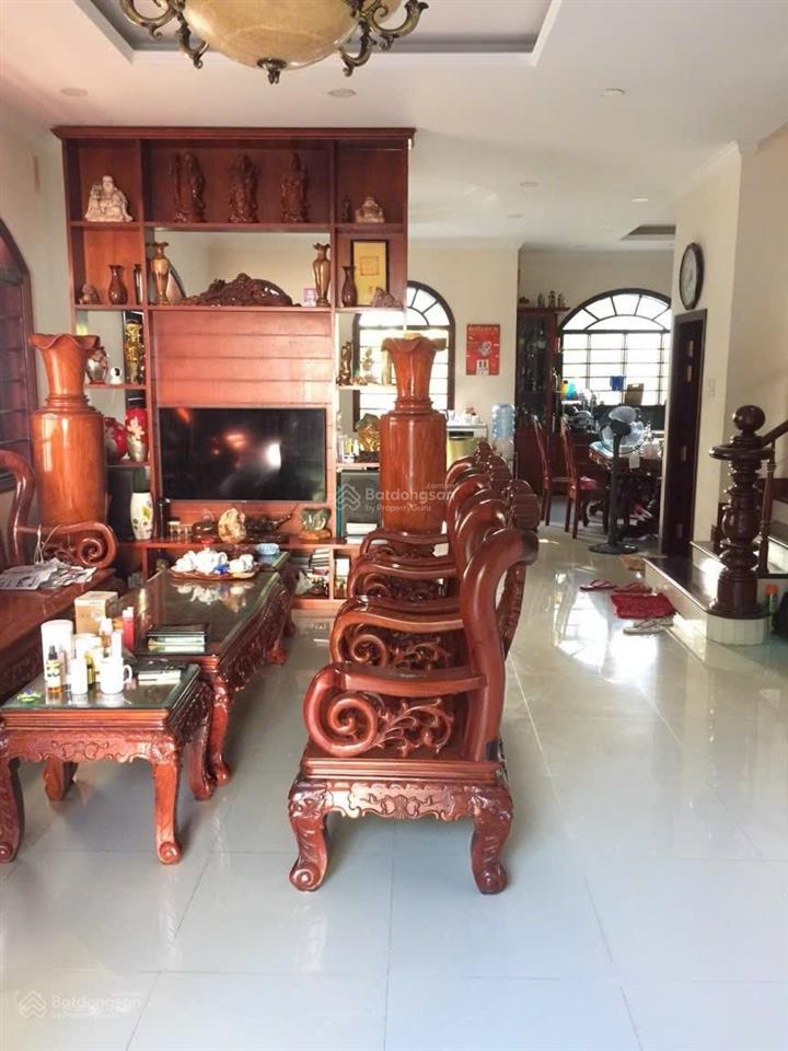 Bán gấp biệt thự tại đường 816 nguyễn duy trinh, giá 34 tỷ/ dt 459m2, 5pn, 6wc