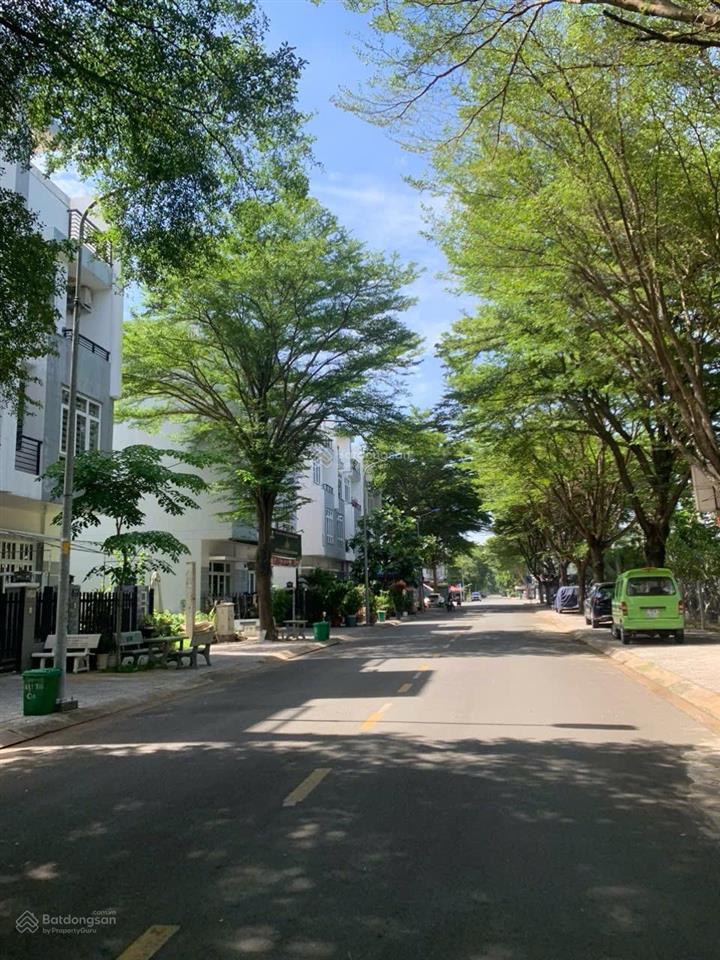 Nhà phố 1 trệt 2 lầu sân thượng kdc gia hoà p. phước long b, tp. thủ đức, diện tích 140tr/30 triệu