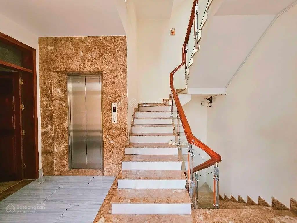 Bán biệt thự góc 2 mặt tiền kdc gia hoà, phước long b, quận 9, giá siêu hời 23,8 tỷ,dt 252m2