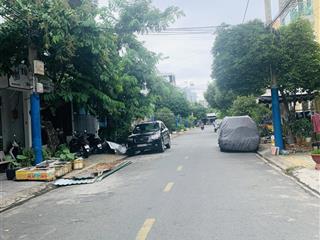 Nhà 103m2, giá 9.5 tỷ, mặt tiền đường số 2 phường phước bình, quận 9