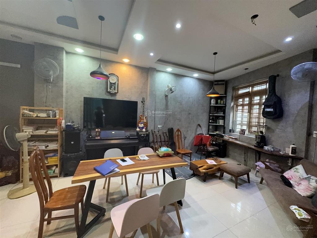 Ngày bv 175 siêu phẩm góc 2 mặt tiền, 4 tầng ngang 5.2m 5 phòng ngủ, hẻm thông, shr giá chỉ 7.31 tỷ