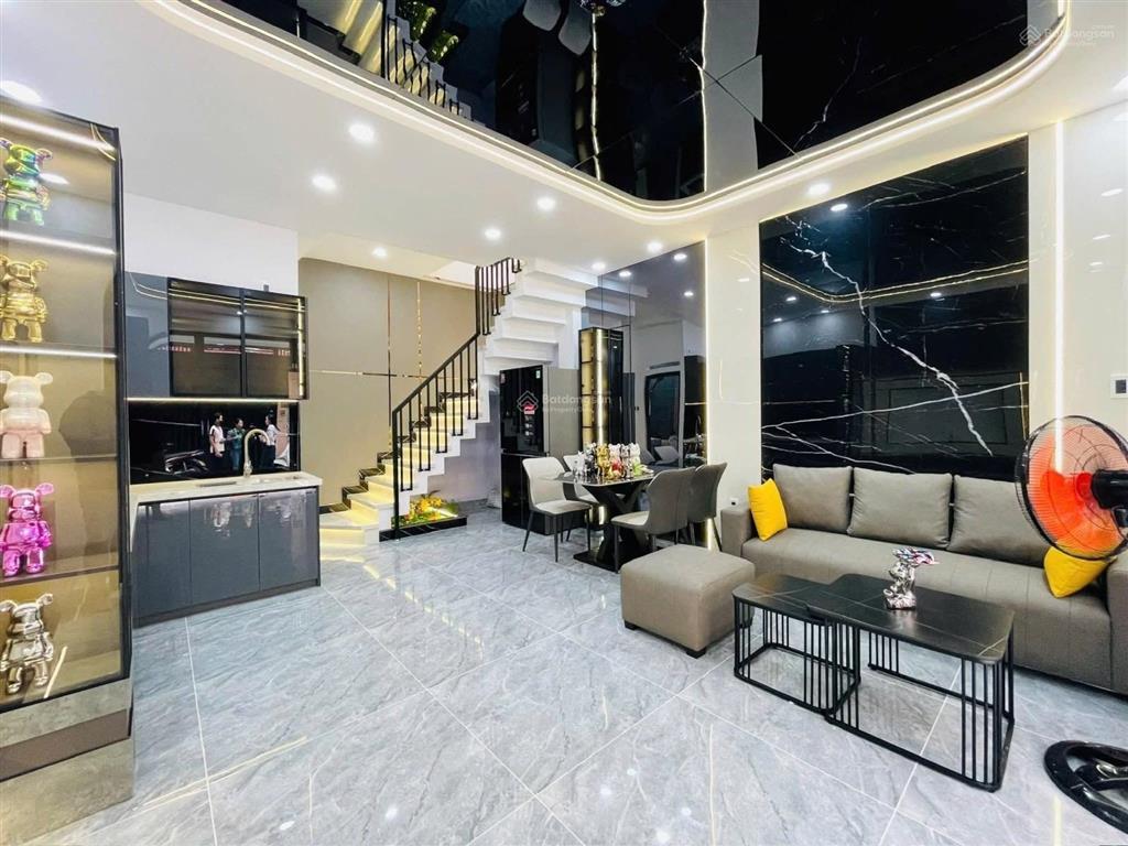 Mua 1 được 2, hẻm ô tô 2 tầng 74m2, 4 phòng ngủ 4wc full nội thất, ở 1 căn cho thuê 1 căn 26triệu