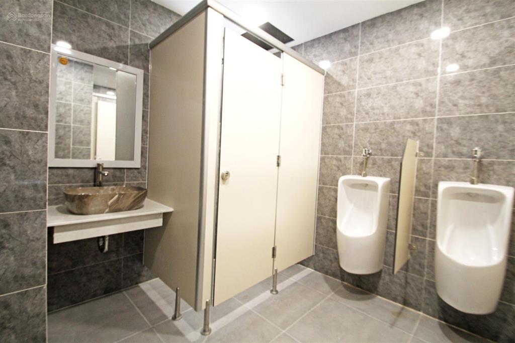 Cho thuê văn phòng quận 5, đường nguyễn trãi dt 100m² giá 26 triệu/tháng