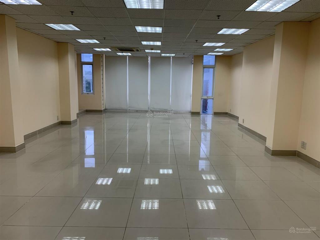Cho thuê văn phòng đường hoàng văn thụ, phường 4, quận tân bình, dt 50m2, giá 10,5 triệu/tháng