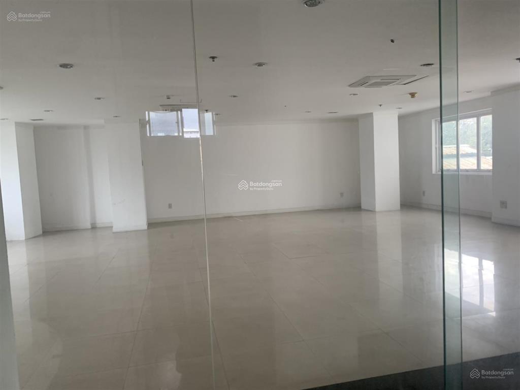 Cho thuê văn phòng đường lê trung nghĩa, p12, quận tân bình dt 80m2  110m2 giá 18 triệu /tháng