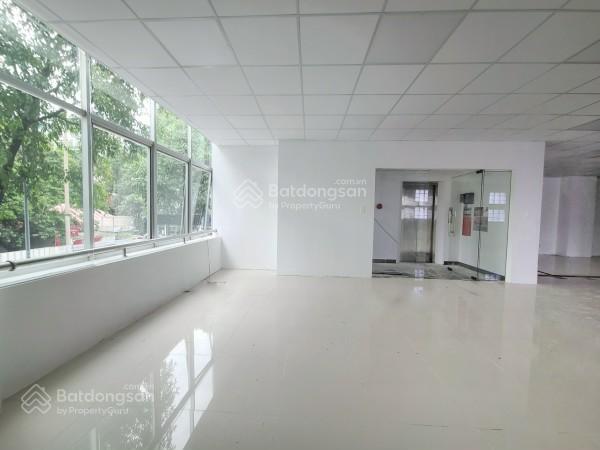 Cho thuê văn phòng mặt tiền đường nguyễn hữu cầu, phường tân định, q1 dt 150m² giá 50 triệu/tháng