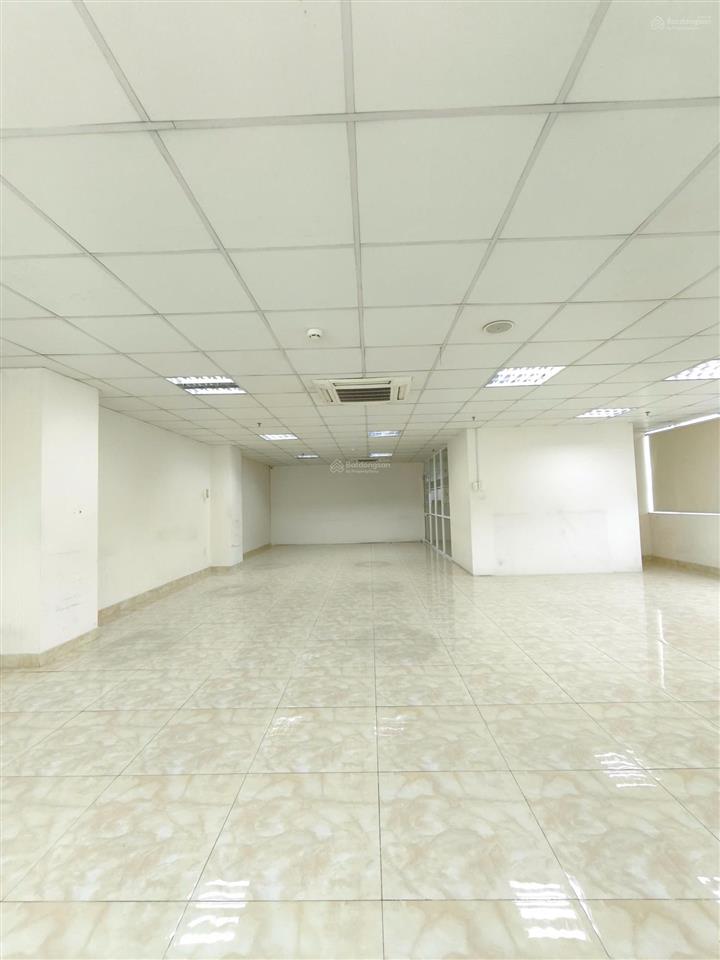 Cho thuê văn phòng đường nguyễn hữu cầu phường tân định, q1  dt 60m2 giá 20 triệu/tháng