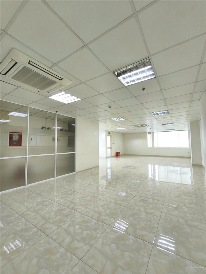 Cho thuê văn phòng đường nguyễn hữu cầu phường tân định, q1  dt 60m2 giá 20 triệu/tháng