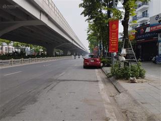 Đất mặt phố phạm văn đồng ô tô đỗ cửa 65m2  mt 13m  giá 16.2 tỷ