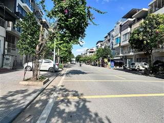 Lk xuân phương ô tô tránh nhau, vỉa hè rộng kinh doanh bất chấp 100m2  giá 21 tỷ