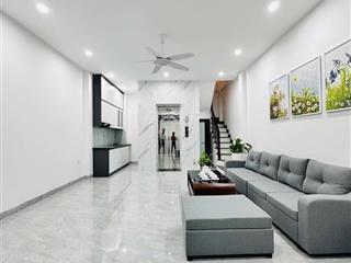 Phạm văn đồng nhà đẹp,thang máy 45m4 tầng  giá 9.5 tỷ