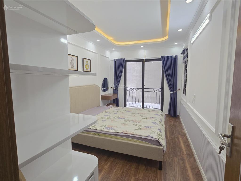 Bán gấp nr 5 tầng, 46m2, 8,3 tỷ tại cổ linh, long biên, hà nội