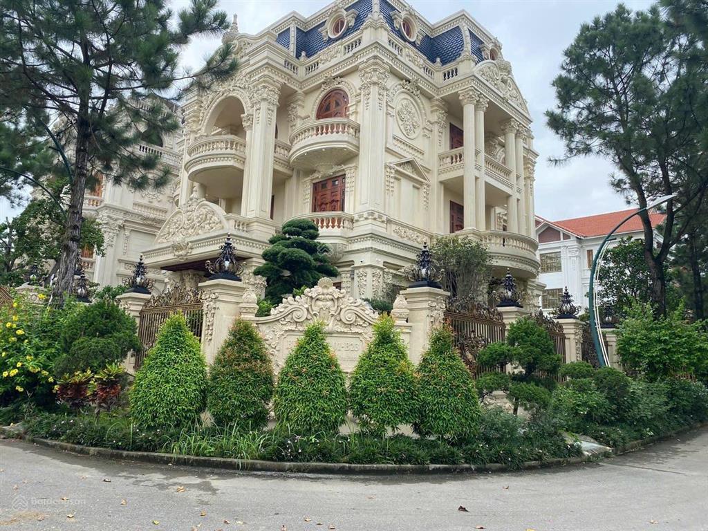 Bán nhanh biệt thự đơn lập 300m2 view công viên. em nhận mua bán + ký gửi tại the phoenix