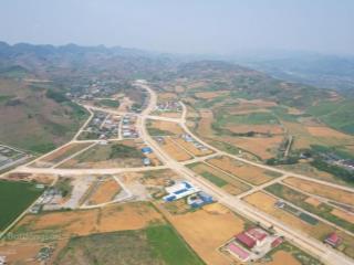 Siêu phẩm cặp đất đấu giá trung tâm hành chính huyện vân hồ