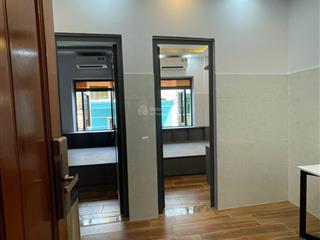 Cho thuê nhà trọ 2 phòng ngủ 1 wc  có thang máy, nhà mới sạch sẽ, phù hợp cho tân sinh viên