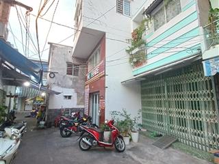 Thuê trọ q4  trung tâm sài gòn. chỉ với giá 2.2tr/th. tầng trệt
