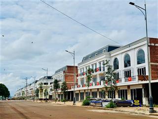 Chính chủ bán nhà phố gần trung tâm  sổ hồng riêng