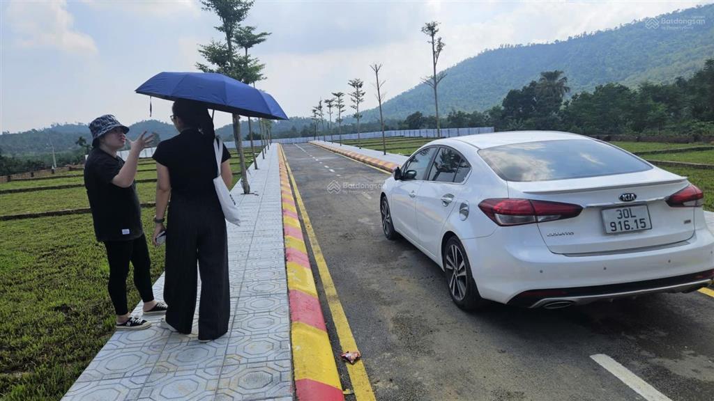 Bán gấp mảnh đất 147m giá 2,9 tỷ nằm phú cát, hoà lạc. sát khu tổ hợp y tế, khu cnc, đh fpt