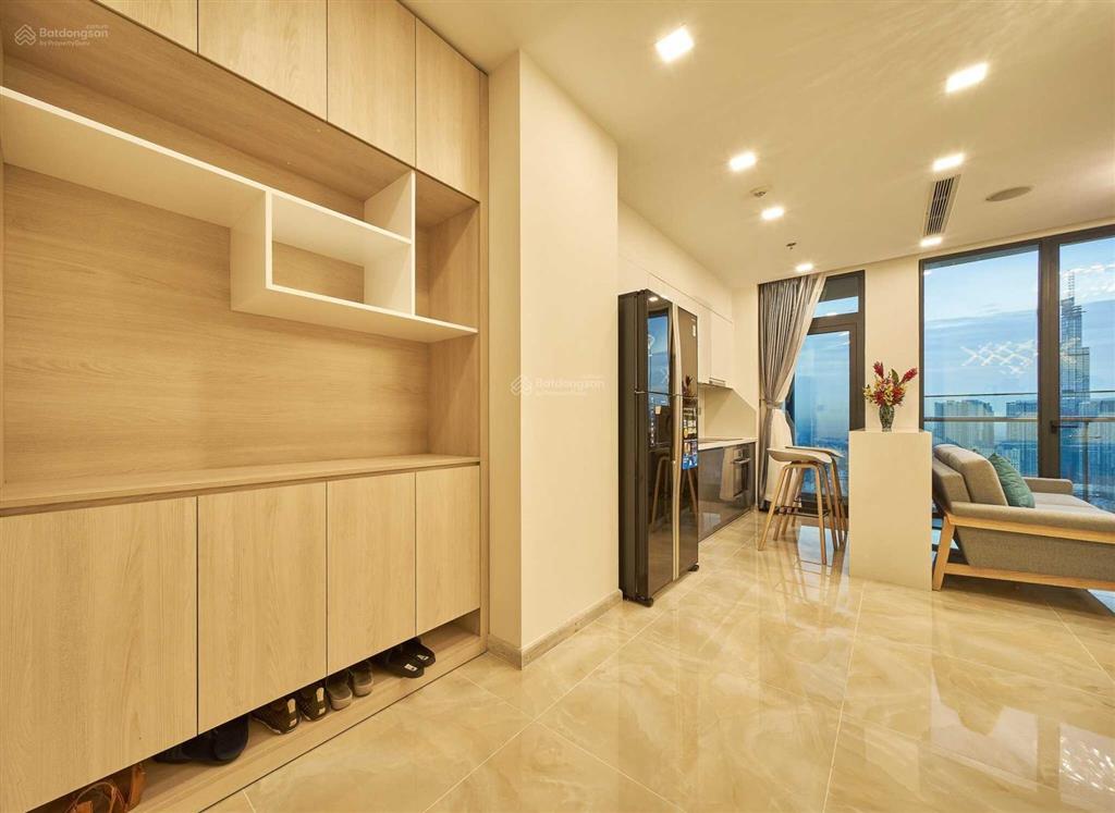 Vinhomes golden river ba son 2pn  2wc full nội thất giá chỉ 24 triệu/tháng, 74m² view landmark