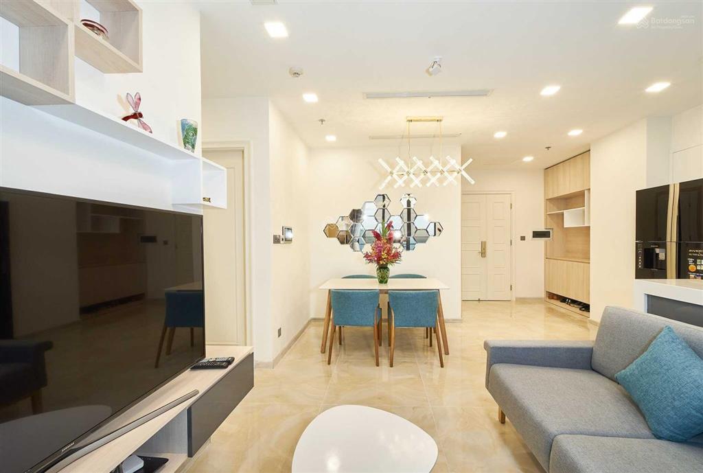 Vinhomes golden river ba son 2pn  2wc full nội thất giá chỉ 24 triệu/tháng, 74m² view landmark