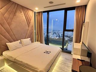 Căn hộ 2pn nội thất decor đẹp, ban công rất dài rộng, view thành phố thoáng mát   0906 322 ***