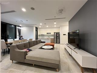 Chính chủ cần bán gấp căn hộ 3pn, 2wc, 126m2 tại vinhomes golden river ba son giá 28,5 tỷ view sông