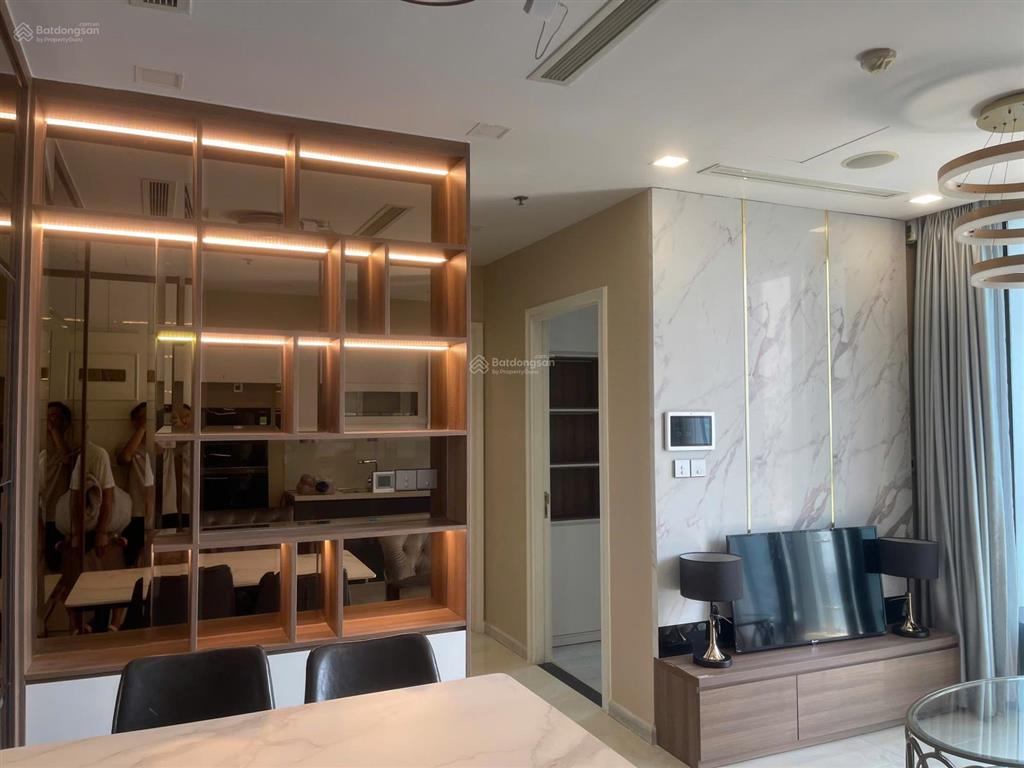 Cho thuê cc vinhomes golden river ba son, 25 triệu/tháng, 70m2, 2pn, 2wc, view đẹp