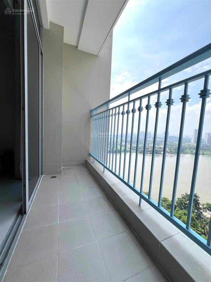 Cho thuê cc vinhomes central park, 24 triệu vnd, 90m2, 2pn + 2wc, view sông, giá tốt