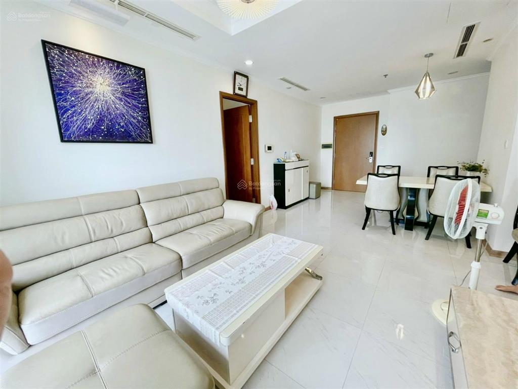 Cho thuê cc vinhomes central park, 24 triệu vnd, 90m2, 2pn + 2wc, view sông, giá tốt