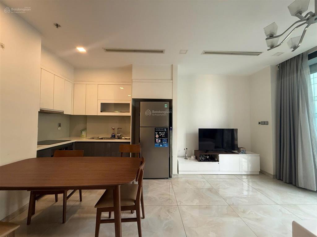 Cho thuê gấp cc 2pn, 2wc, 25 triệu, 78m2 tại vinhomes golden river ba son, q1, hcm