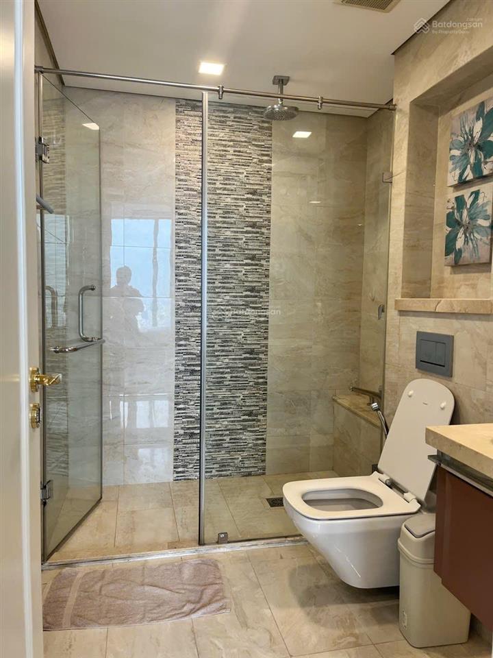 Căn hộ 3pn nhà đẹp view thoáng mát giá tốt chỉ 40 triệu/tháng vinhomes golden river