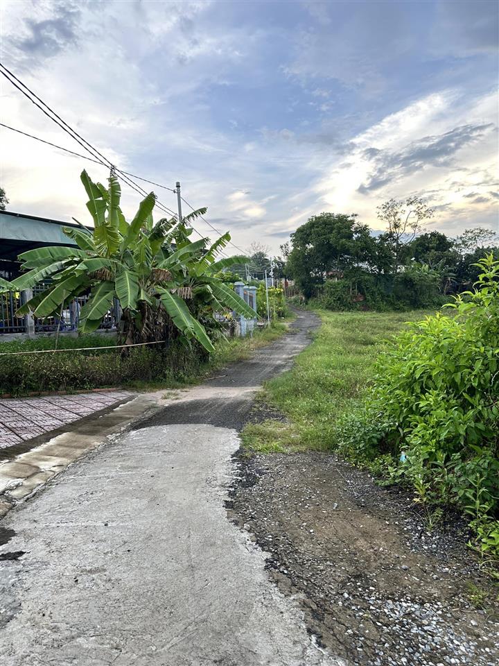Bán đất 1000m2, đường ô tô, 2.5 tỷ tại đường phước bình, xã phước thái, sát sân bay long thành