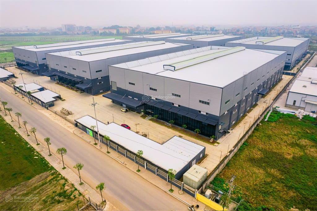 Cần cho thuê nhà xưởng mới xây dựng xong 6000m2, 12000m2 kcn thuận thành pccc, sx đa ngành nghề