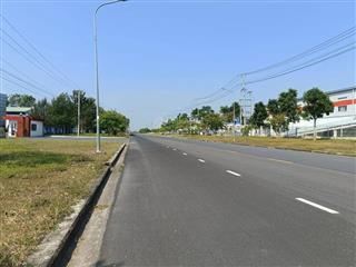 Tôi cần bán lô đất đứng tên tôi, ngay vị trí trung tâm hành chính bàu bàng