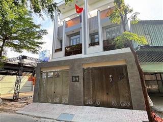 Cho thuê nhà ngay vạn phúc city , nhà mới đẹp như hình giá 16 triệu