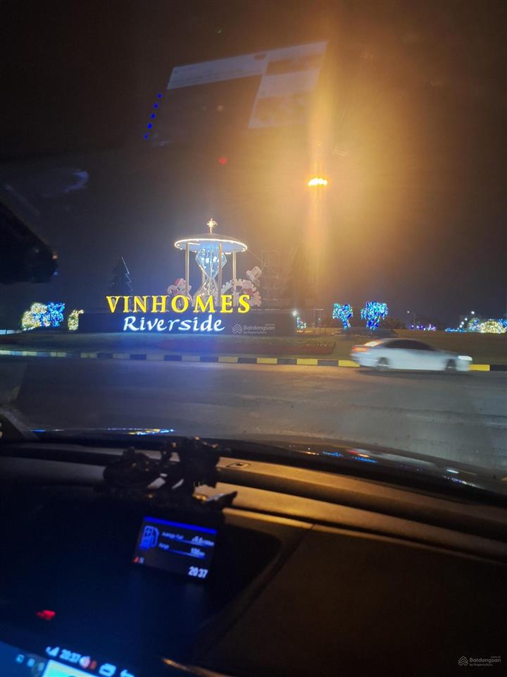 Chính chủ bán mảnh đất 80m sổ đỏ giá hơn 3 tỷ. bám vimhome olympic và cụm công ghiệp tân ước.