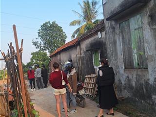 Chính chủ bán mảnh đất 80m sổ đỏ giá hơn 3 tỷ. bám vimhome olympic và cụm công ghiệp tân ước.