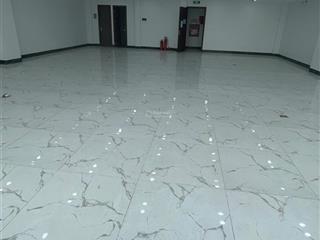 Mặt phố phạm văn đồng dt 120m2, 150m2, 160m2, 180m2 giá 30tr/th sàn vp đẹp nhất phố gần xuân thủy