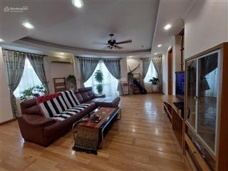 Nhà phân lô đẹp nhất trần quốc hoàn dt 75m2 x 5t giá 22tr/th đủ đồ cực hiếm