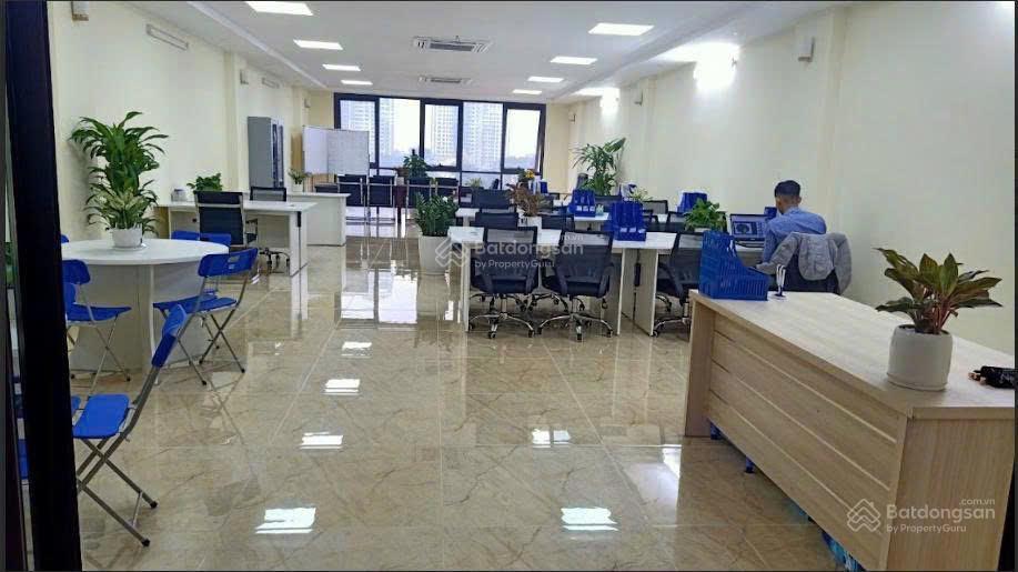 Cho thuê vp mặt phố trần vỹ giá chỉ 19tr/th dt 110m2 đầy đủ tiện ích vị trí vàng làm vp