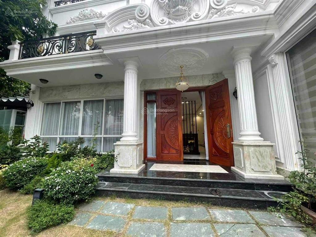 Bán biệt thự pháp cực đẹp đường nguyễn văn mai, p8, q3, dt 10x23m, 2 lầu, giá 34 tỷ